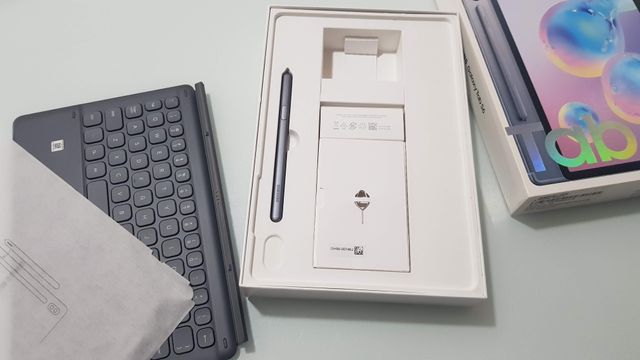 S-Pen e custodia/tastiera Samsung Galaxy Tab S6 da 256 GB