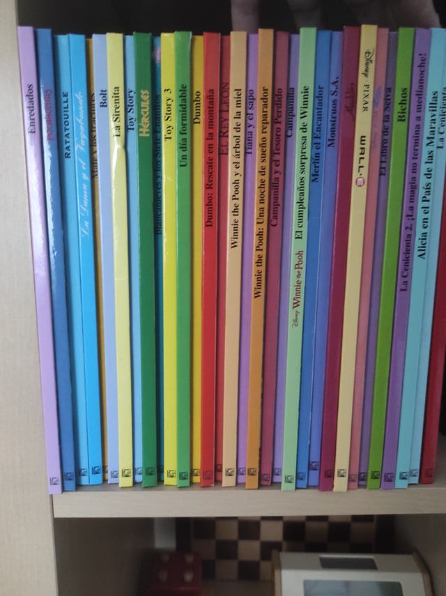 COLLEZIONE DI 32 LIBRI DISNEY DI SALVAT.