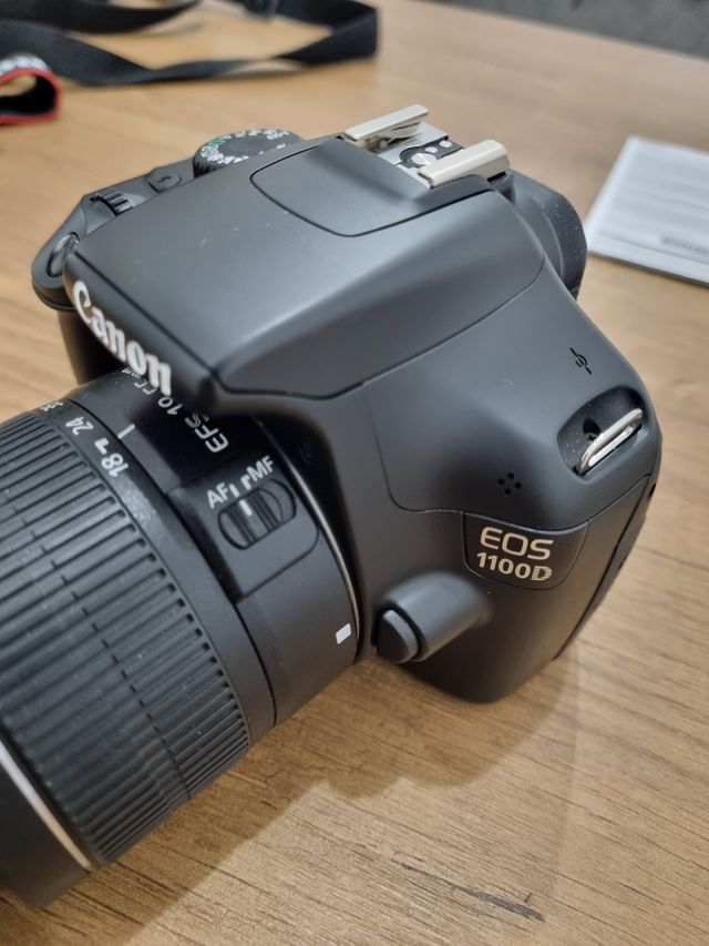 Fotocamera Reflex Canon Eos 1100D