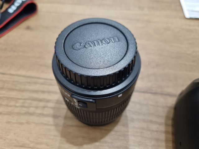 Fotocamera Reflex Canon Eos 1100D