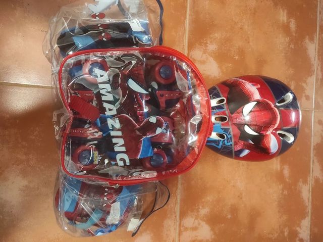 Spiderman - Pattini Marvel per bambini. Giocattoli Saica.