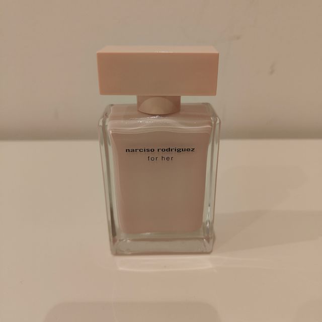 Frasco vacío narciso rodríguez for her