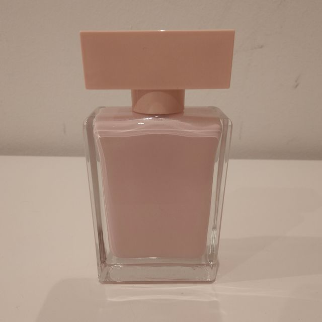 Frasco vacío narciso rodríguez for her