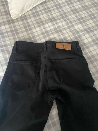 Pantalon negro Massimo Dutti