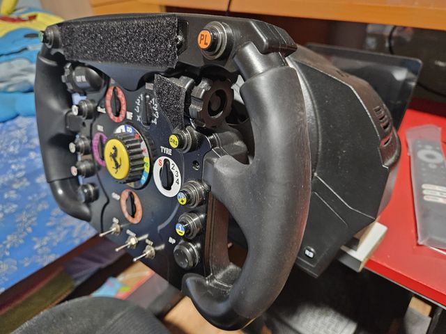 Volante Ferrari f1 wheel add, on