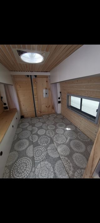 Mercedes-Benz Sprinter 2013