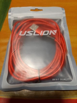 Cable USB - MicroUSB de 3 metros color rojo.
