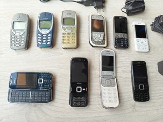 Colección 10 móviles NOKIA