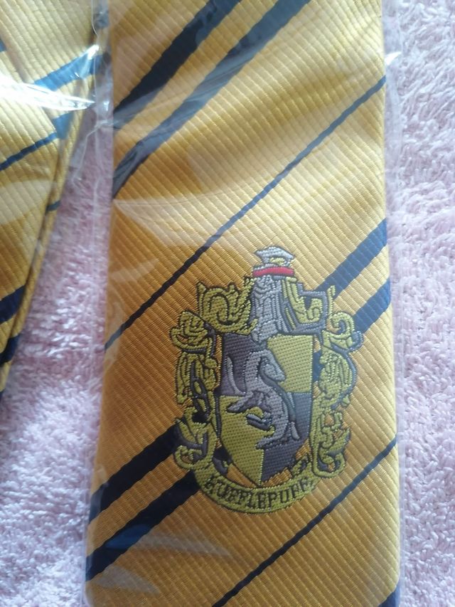 Corbata Hufflepuff