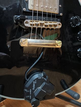 Guitarra midi y procesador Midi