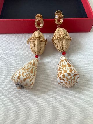 Pendientes Carolina Herrera