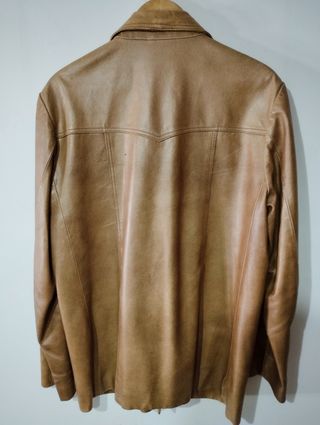 Chaqueta hombre cuero color camel 