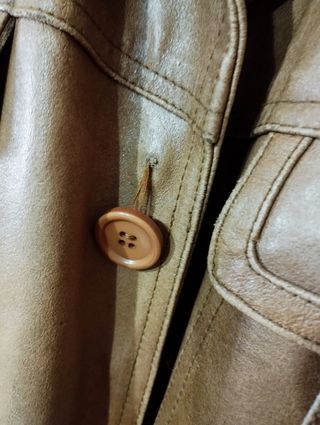 Chaqueta hombre cuero color camel 
