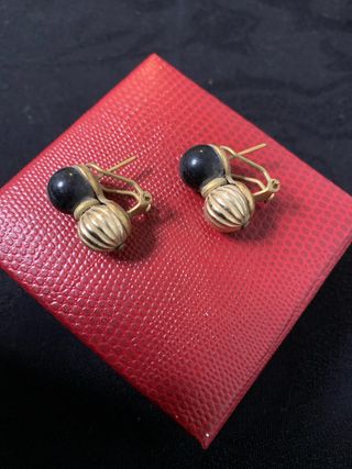 Pendientes antiguos.