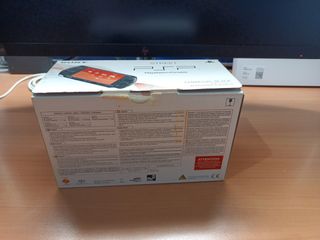 PSP-E1004 Street Prácticamente Nueva + Juego