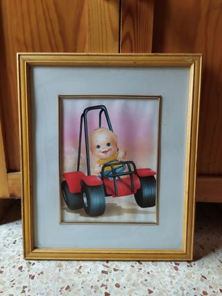 Cuadro antiguo bebe marco pino