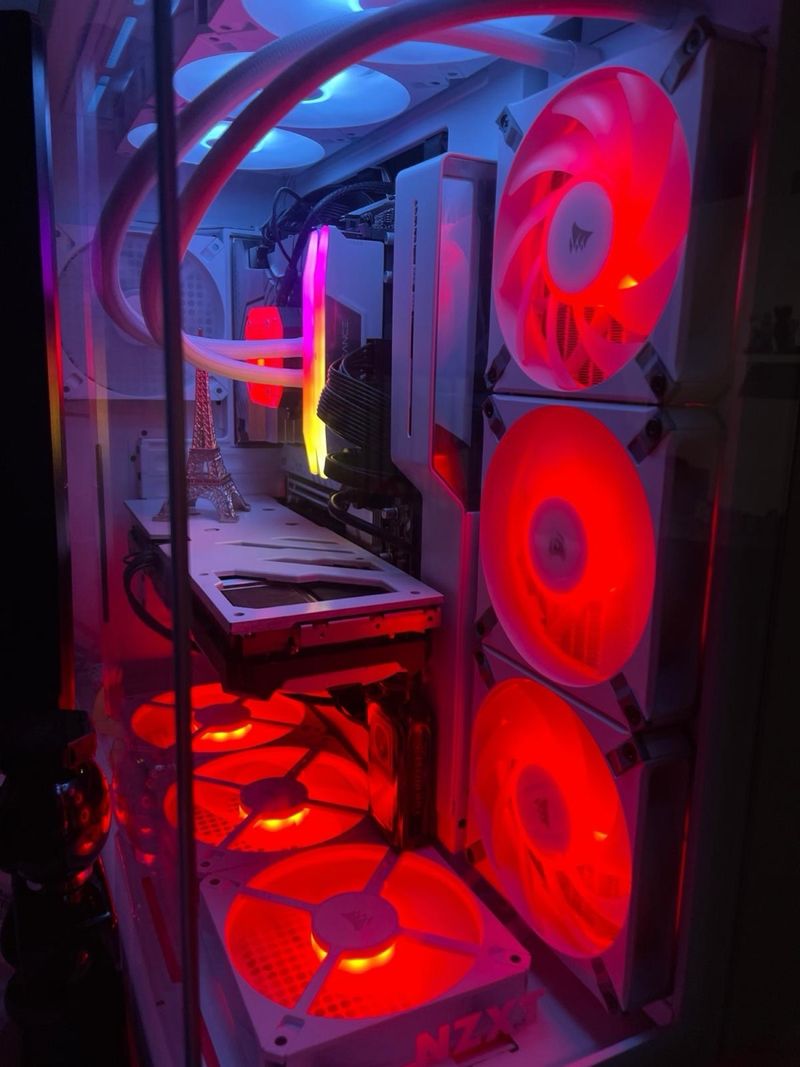 OPORTUNIDAD! Pc custom 4060 ti msi xtrio afbeelding 6