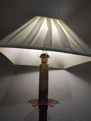 Lampara de pie