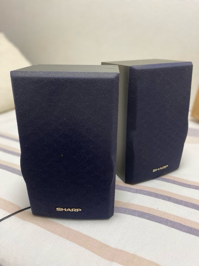 Altavoces Sharp