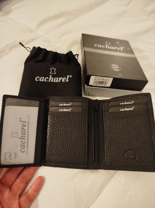 Billetera piel cacharell