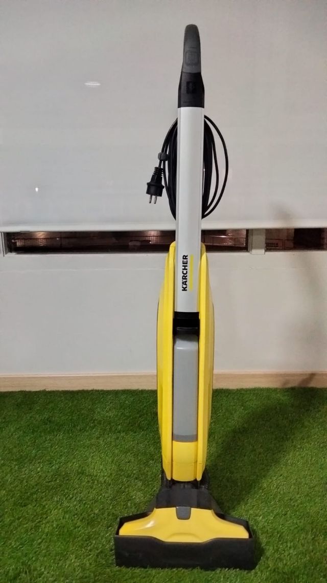 Fregadora de Suelos Karcher FC5 2 en 1