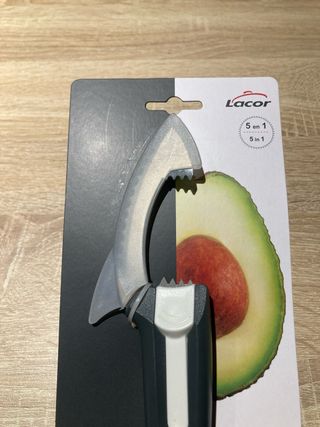 Pelador de aguacate 5 en 1
