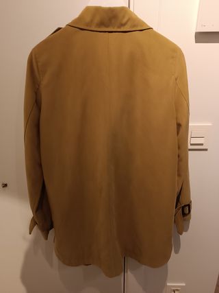 Gabardina corta mujer