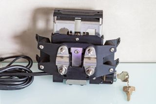 NAVEGADOR GARMIN ZUMO 660LM + SOPORTE TOURATECH SD