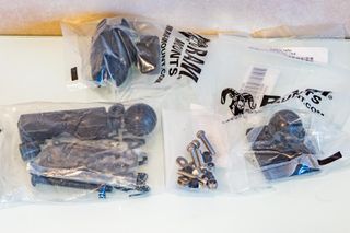 NAVEGADOR GARMIN ZUMO 660LM + SOPORTE TOURATECH SD