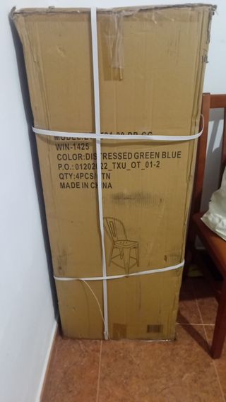 TABURETES ALTOS NUEVOS A ESTRENAR