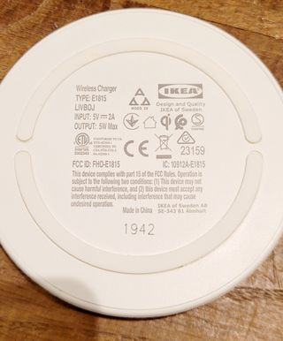 Caricabatteria wireless bianco
