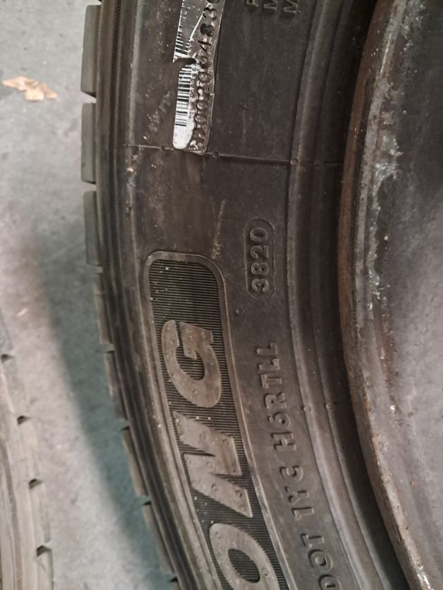 Neumático 225 75 17.5 Carga