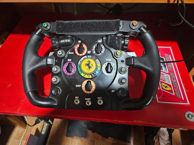 Volante Ferrari f1 wheel add on