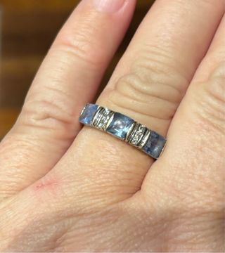 Anillo y pendientes brillantes oro y topacios