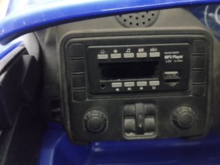 Se vende coche prácticamente nuevo