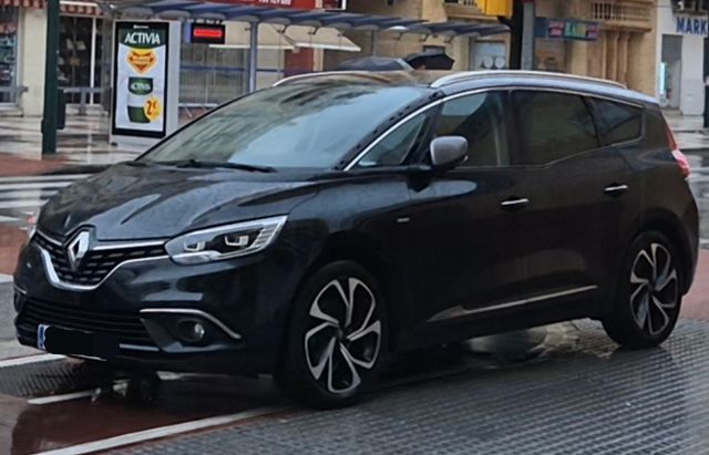Renault Grand Scenic modelo de 2017