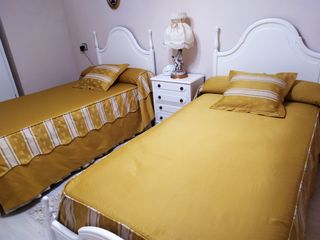 Se vende dos colchas 