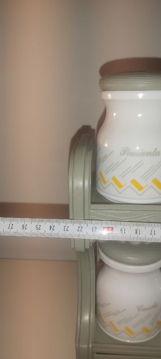 pequeña estantería especiera de cocina