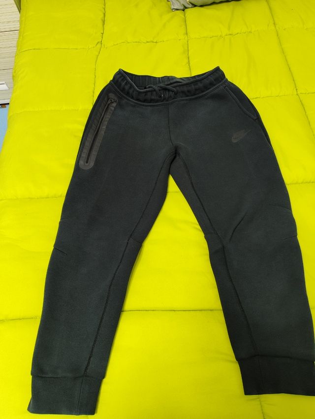 Chándal deportivo Tech Nike niño.