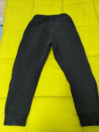 Chándal deportivo Tech Nike niño.
