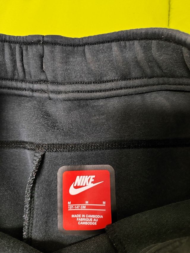 Chándal deportivo Tech Nike niño.