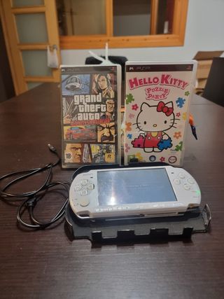 Psp 1004 Blanca con Juegos