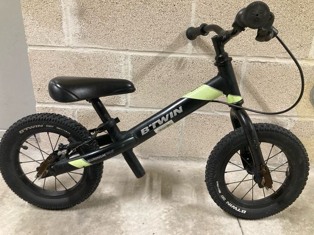 Bici sin pedales BTwin 12 pulgadas aluminio