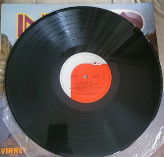 INDIA BELLA-JULIO SANTOS E I VIOLINI