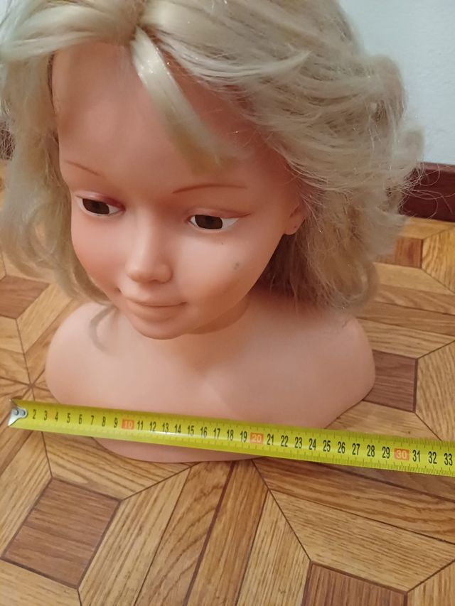 Gwendolyn. Juguete vintage