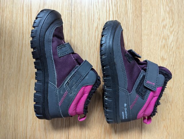 Botas de montaña talla 25