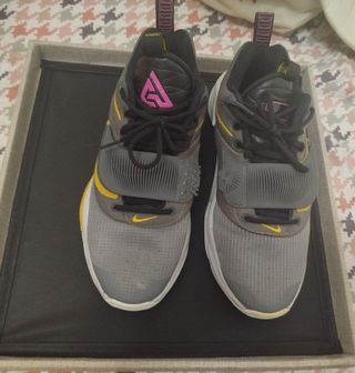 Zapatillas Nike Zoom Freak 3 Low Battery