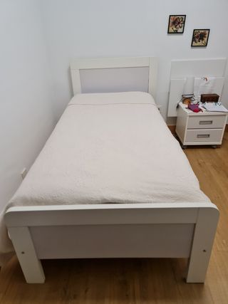 Cama madera con cabecero  90x190