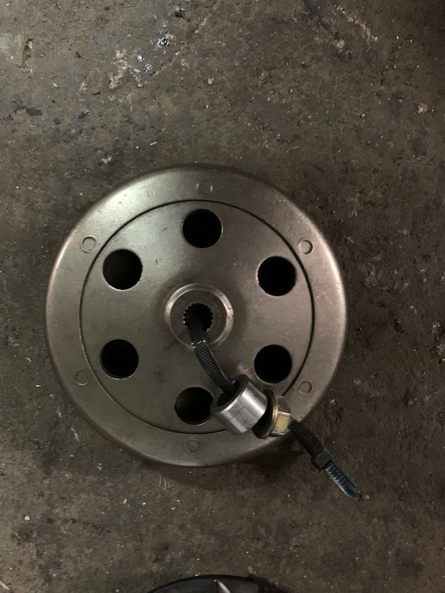 Polia de embreagem Kymco superdink 300 