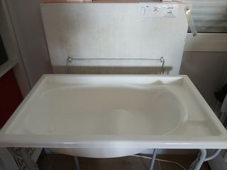 Cambiador con bañera
